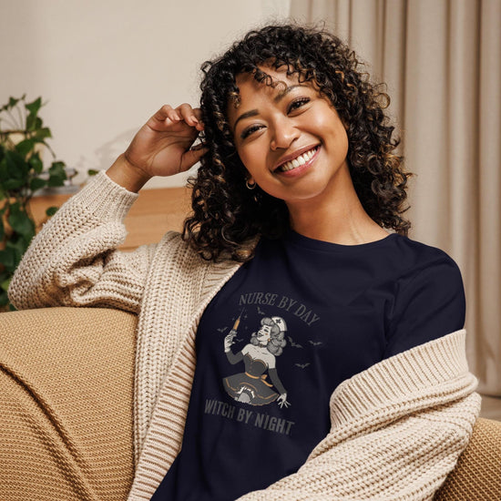 Camiseta relajada para mujer, diseño divertido y novedoso con estampado de enfermera humorística para Halloween y otoño, ideal para el trabajo diario.