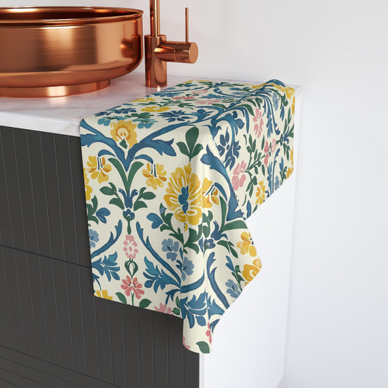 Floral Hand Towel, Vintage Kitchen Towel, Bathroom Decor, Cottagecore Home Design, Gift for Garden Lovers, Spring Decor