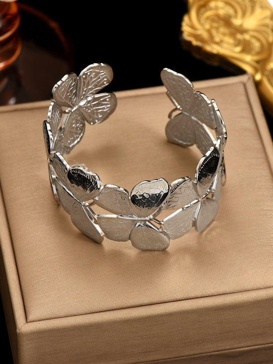 Lxalry Platinum Plated Stainless Steel Floral Carved Mirror Bracelet -Hypoallergenic