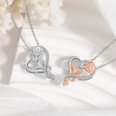 Heart-shaped rose necklace - The Aurora Touch
