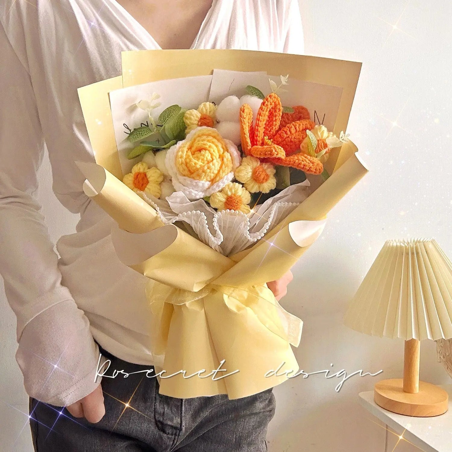 Rose and tulip knitted bouquet - The Aurora Touch