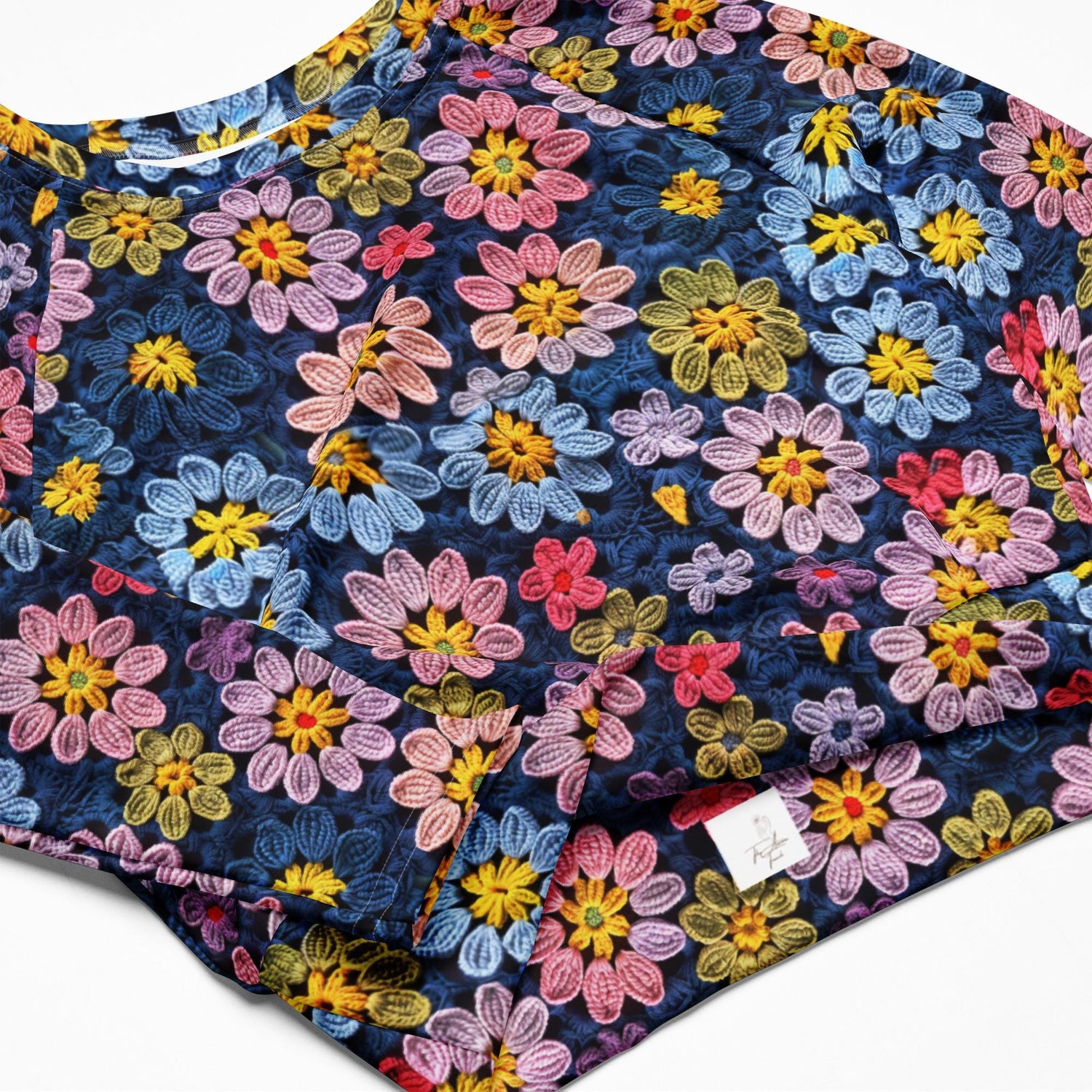 Recycled long-sleeve crop top, sexy crotchet sporty casual jean shorts everyday all activity stylish floral design crop top great for gift