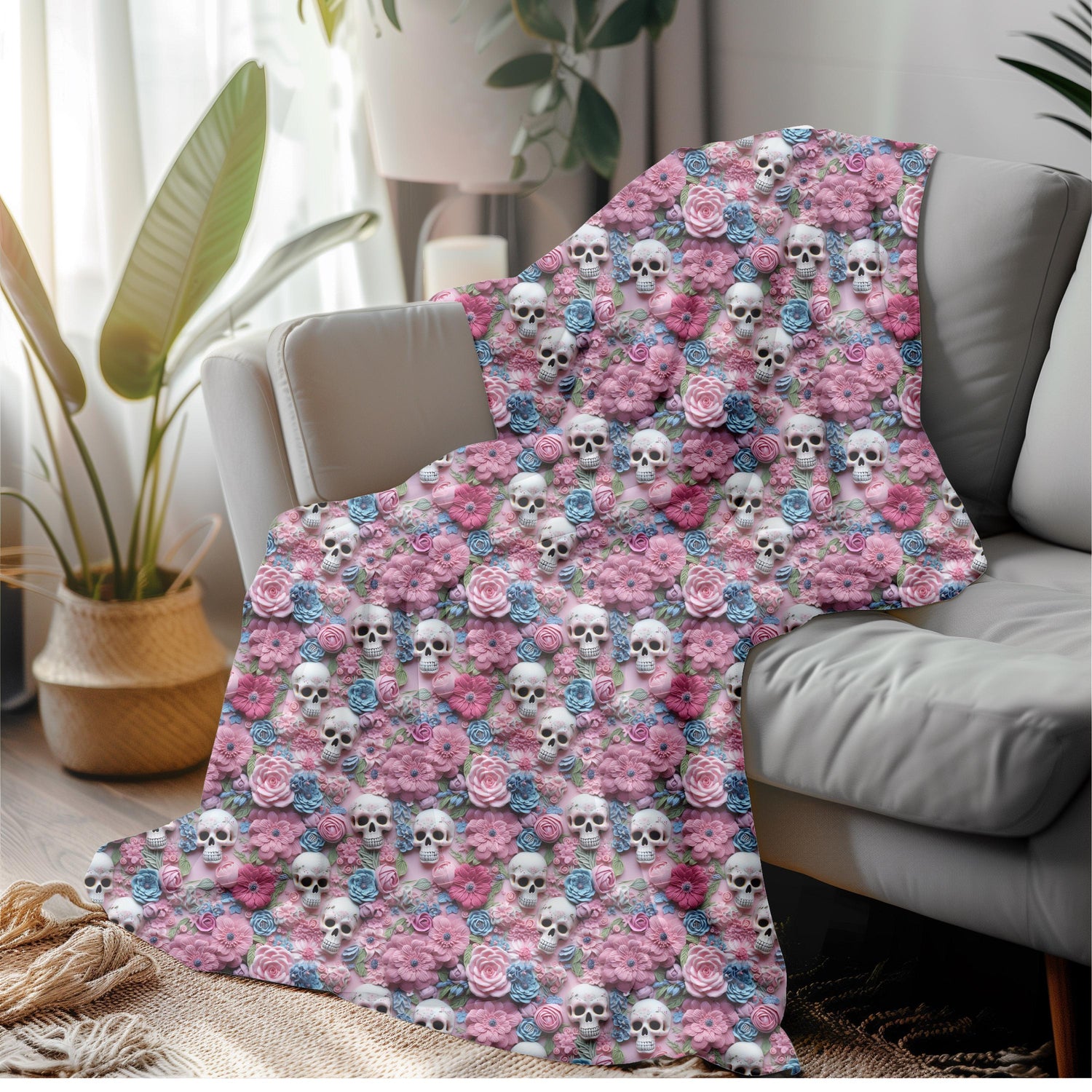 Skull & Floral Velveteen Blanket, Two- Sided Cozy Throw for Home Decor, Perfect for Halloween, Day of the Dead, Gothic Style, Unique Gift