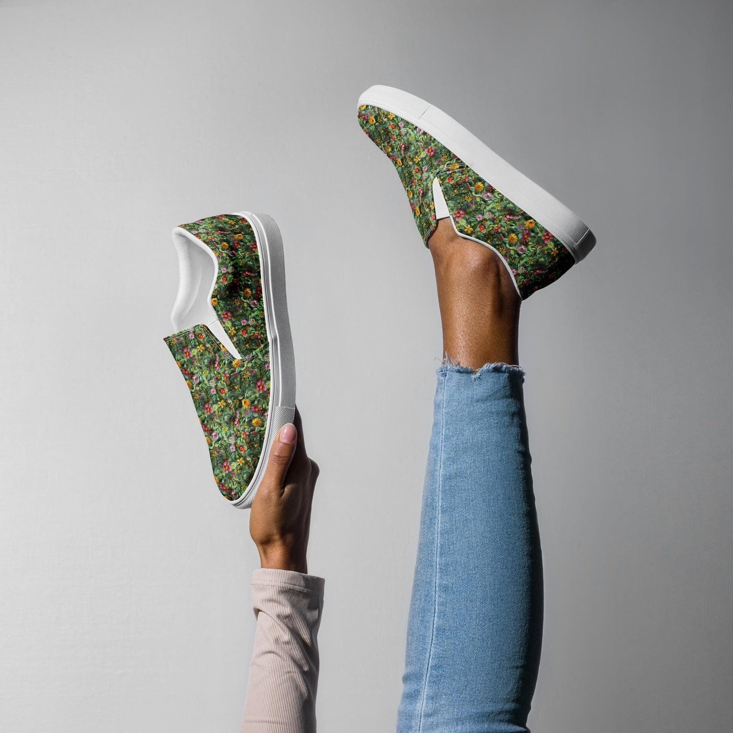 Stylish All Over Print Vibrant Women’s Slip-On Canvas Shoes - Unique Artistic Footwear for Every Occasion