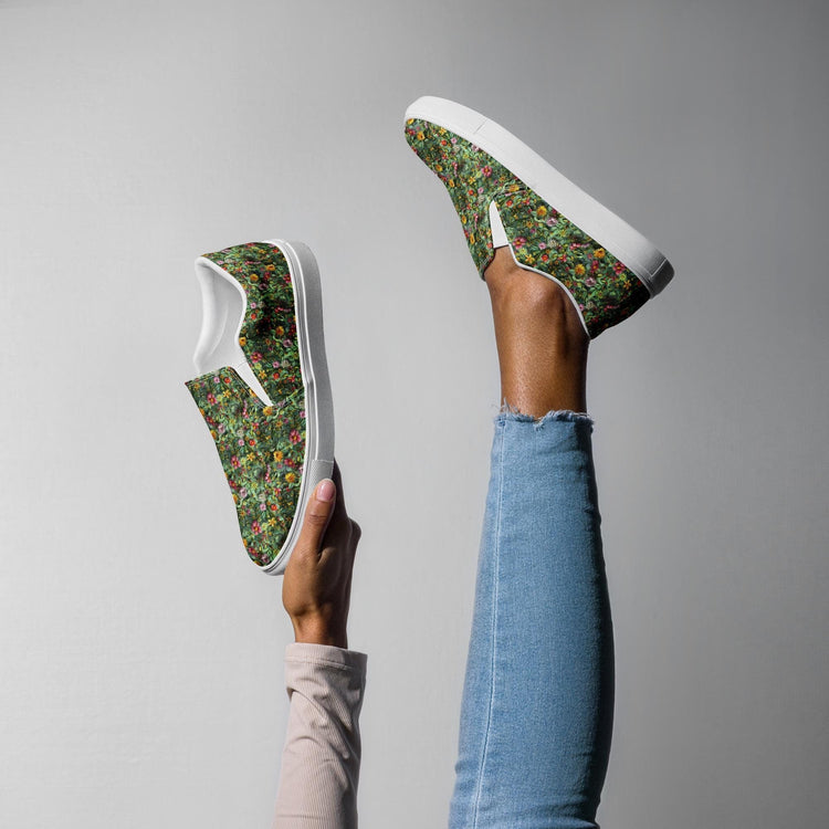 Stylish All Over Print Vibrant Women’s Slip-On Canvas Shoes - Unique Artistic Footwear for Every Occasion