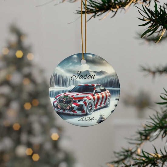 Adorno navideño personalizado para coche, bola navideña de cerámica de doble cara, decoración festiva para el hogar, regalo para amantes de BMW, recuerdo de invierno