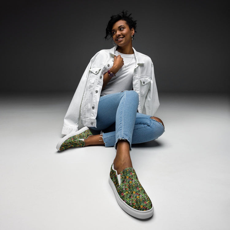 Stylish All Over Print Vibrant Women’s Slip-On Canvas Shoes - Unique Artistic Footwear for Every Occasion