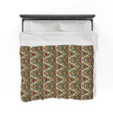 Victorian Floral Velveteen Blanket, Cozy Plush Throw for Home Decor, Floral Pattern Print, Warm Sofa Blanket, Bedding Gift Idea