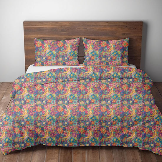 Vibrant Floral Comforter, Cozy Bedroom Blanket, Boho Bedding, Colorful Quilt, Perfect for Spring Decor, Great for Gifts