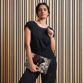 Gothic Valentine’s Crossbody Handbag – Dark & Stylish Heart Design with Silver Cross – Perfect for a Bold Unique Valentine&