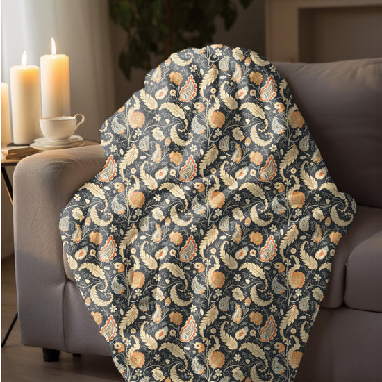 Bohemian Paisley Velveteen Plush Blanket, Cozy Throw for Home Decor, Stylish Gift, Bedroom Accent, Perfect for All Seasons